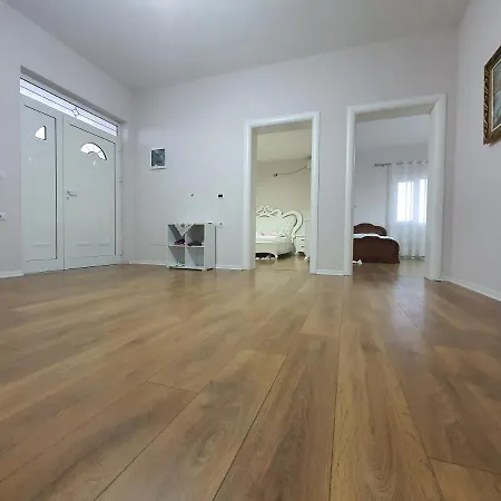 Green Villa * Durrës